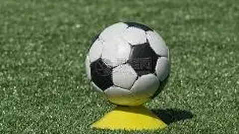 “首款国产芯电竞主机黑武士·猎刃Pro震撼上市，雷神引领行业新潮流”